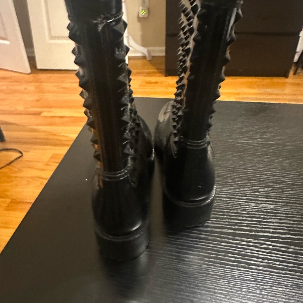 Capelli Black Spiked Combat rain rubber Boots